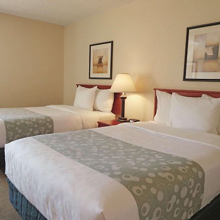 La Quinta By Wyndham Albuquerque Journal Ctr Nw Hotel Exterior photo