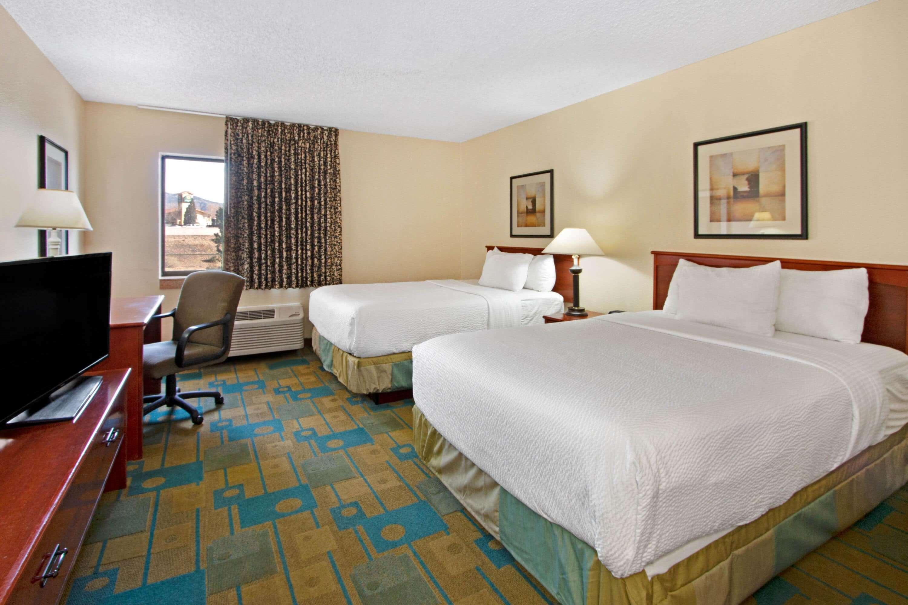 La Quinta By Wyndham Albuquerque Journal Ctr Nw Hotel Exterior photo