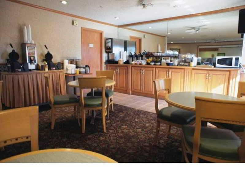 La Quinta By Wyndham Albuquerque Journal Ctr Nw Hotel Exterior photo